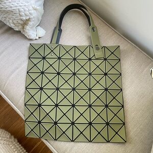 Issey Miyake Bao Bao Prism - Tote Green Matte Frost